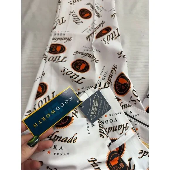 Loudmouth Golf Women’s Tito’s Vodka Woodworth Cropped Capri Pants Size 8 New - Picture 3 of 11